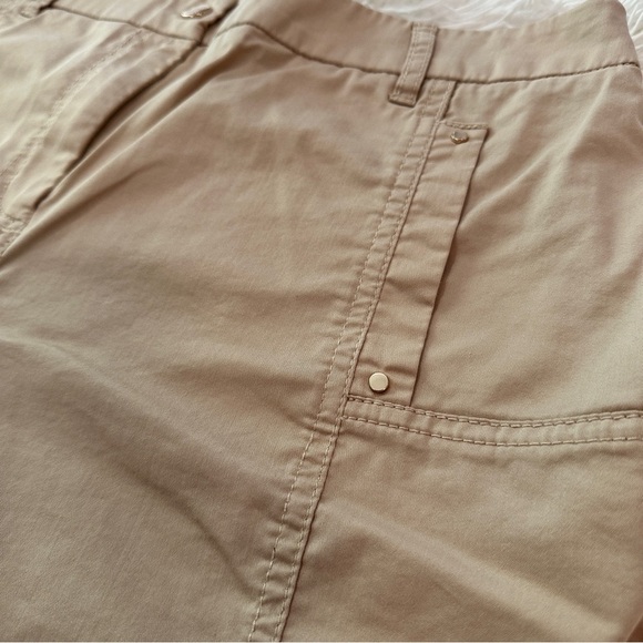 Chico’s 1P Petite Bermuda Shorts Khaki Tan Utility Style Mid-Rise - Picture 3 of 11